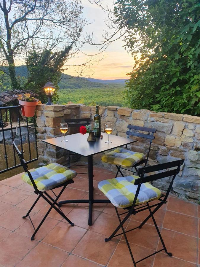 Casa Leonarda, Old Authentic Istrian Stone House Near Motovun, Central Istria Zamask Exterior photo