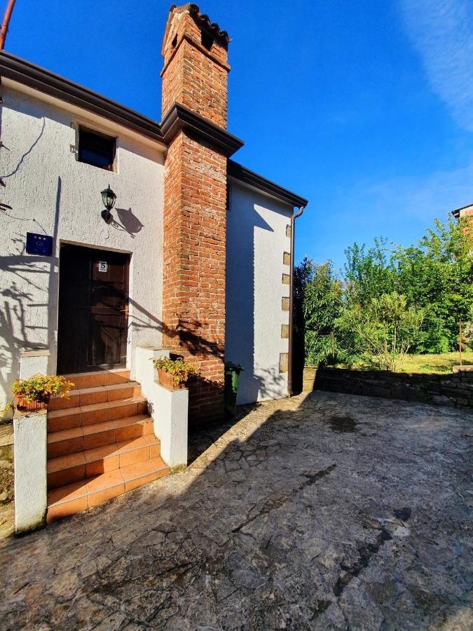 Casa Leonarda, Old Authentic Istrian Stone House Near Motovun, Central Istria Zamask Exterior photo